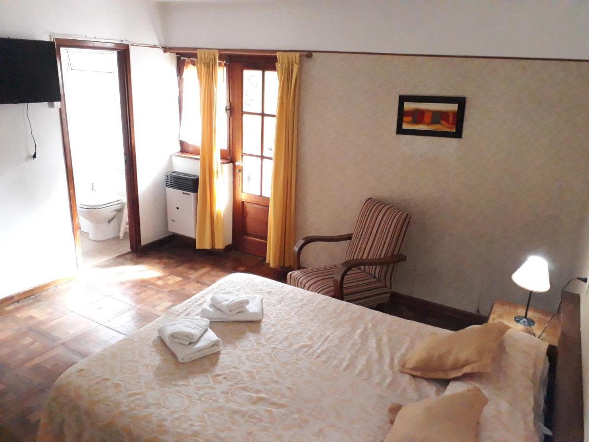 Las Verbenas Hotel La Cumbrecita Luaran gambar